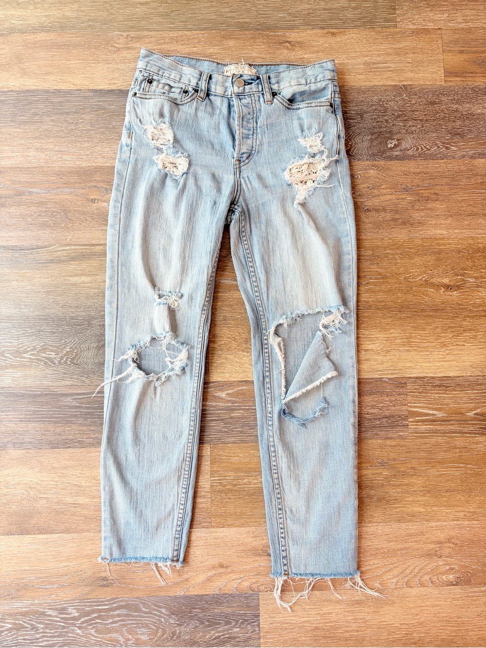 Free People Ella Blue Denim Distressed Blue Jeans Size 26. Please read